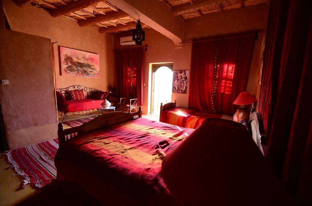 Kasbah Du Peintre Panzió Ajt Benhaddu Kültér fotó
