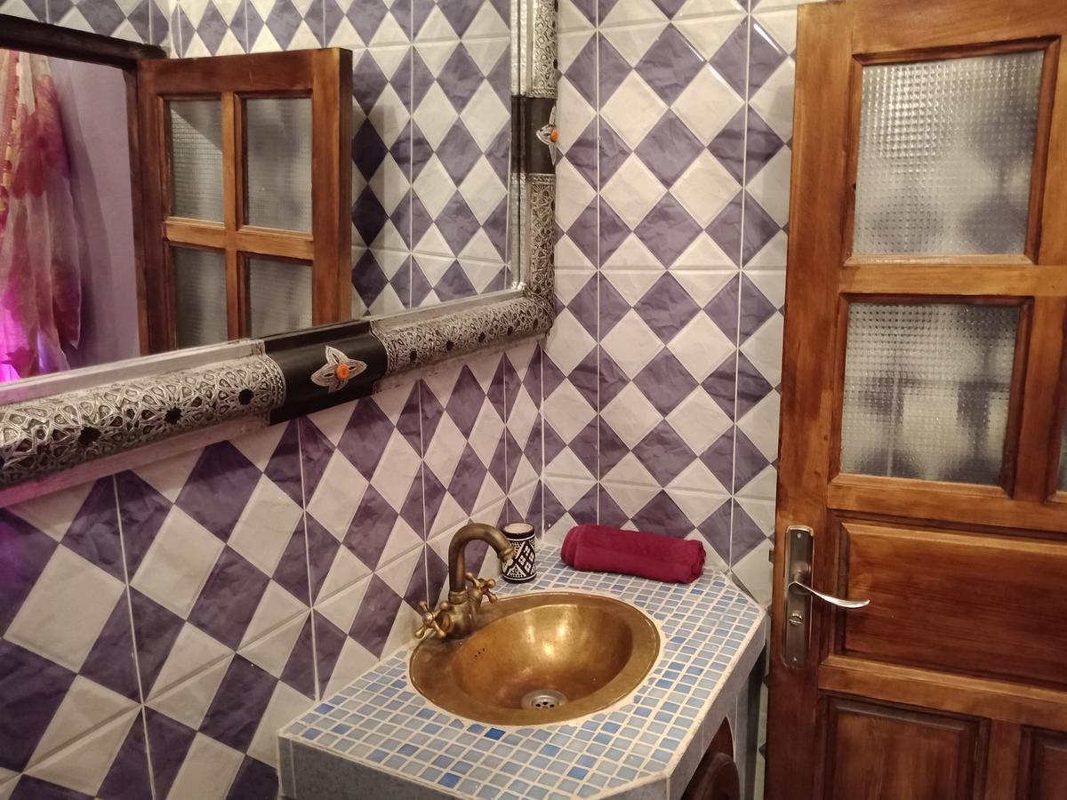 Kasbah Du Peintre Panzió Ajt Benhaddu Kültér fotó