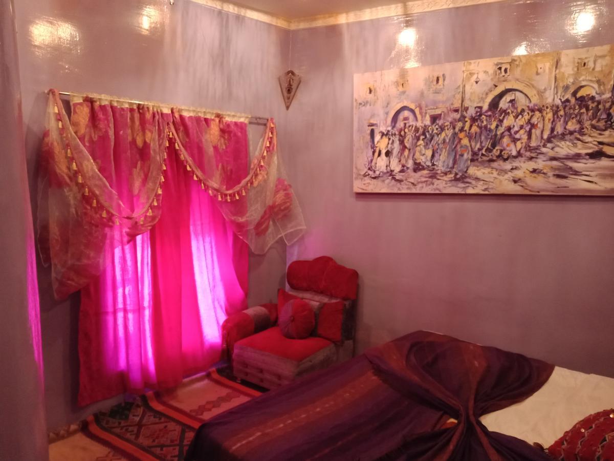 Kasbah Du Peintre Panzió Ajt Benhaddu Kültér fotó
