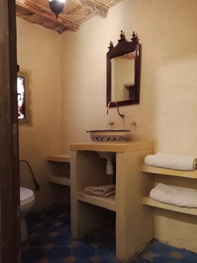 Kasbah Du Peintre Panzió Ajt Benhaddu Kültér fotó