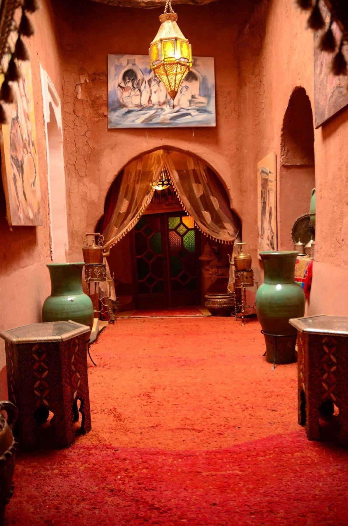 Kasbah Du Peintre Panzió Ajt Benhaddu Kültér fotó